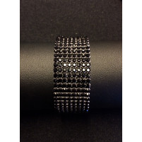 Sort armbånd med rhinsten Jet