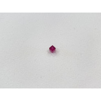 Facetteret cube Fuchsia 6 mm 