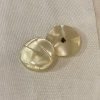 Knap med øje perlemor 30mm