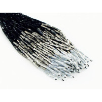 Shaded bugle bead dropper jet til hvid opal