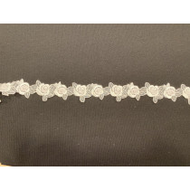 Flower and pearl hvid